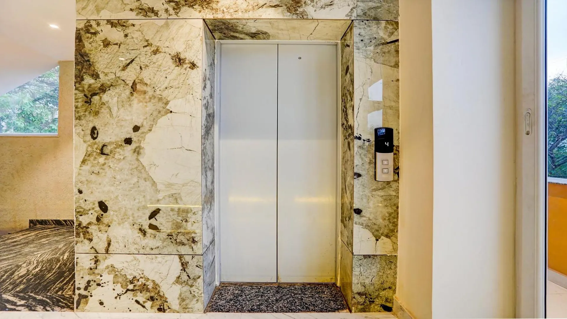 Fabhotel Prime D2 Near Adarsh Nagar Metro Delhi  Hotel Delhi (National Capital Territory of India)