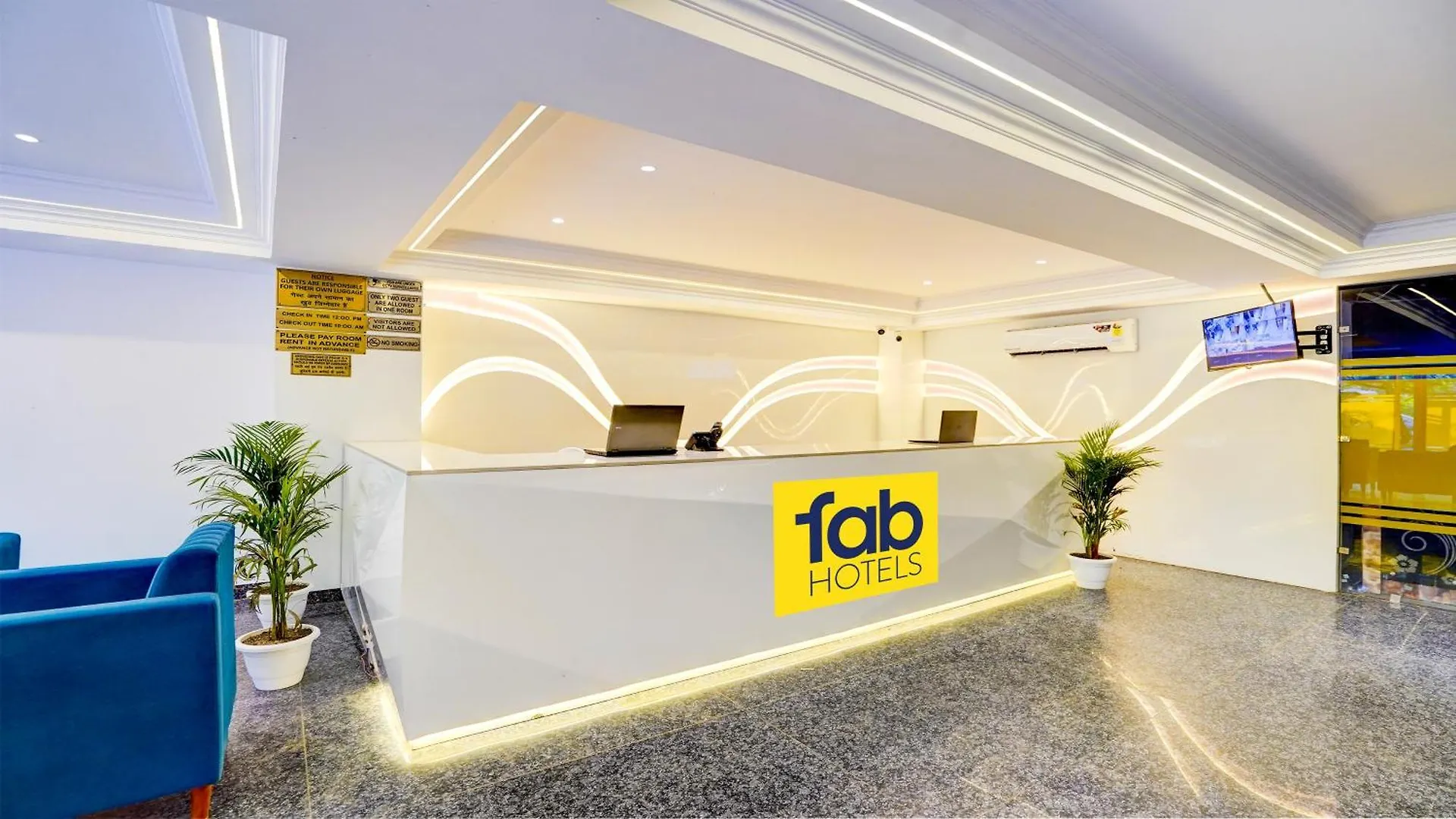 *** Hotel Fabhotel Prime D2 Near Adarsh Nagar Metro Delhi  India